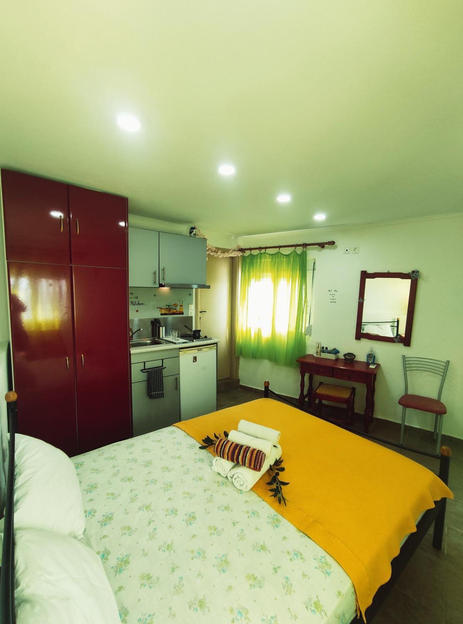 Rena'S Rooms Μελίντα Melinta 部屋 写真