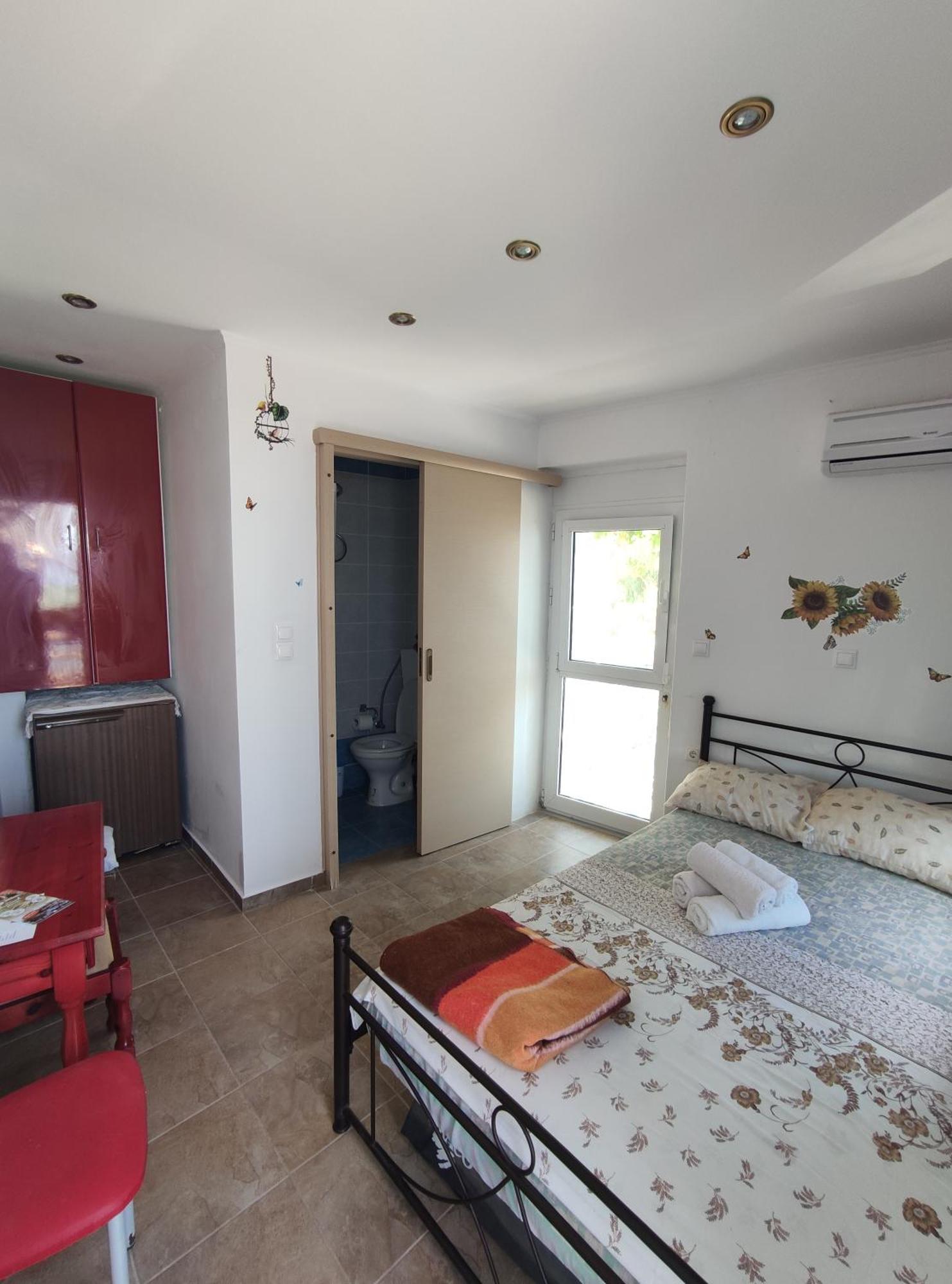 Rena'S Rooms Μελίντα Melinta 部屋 写真